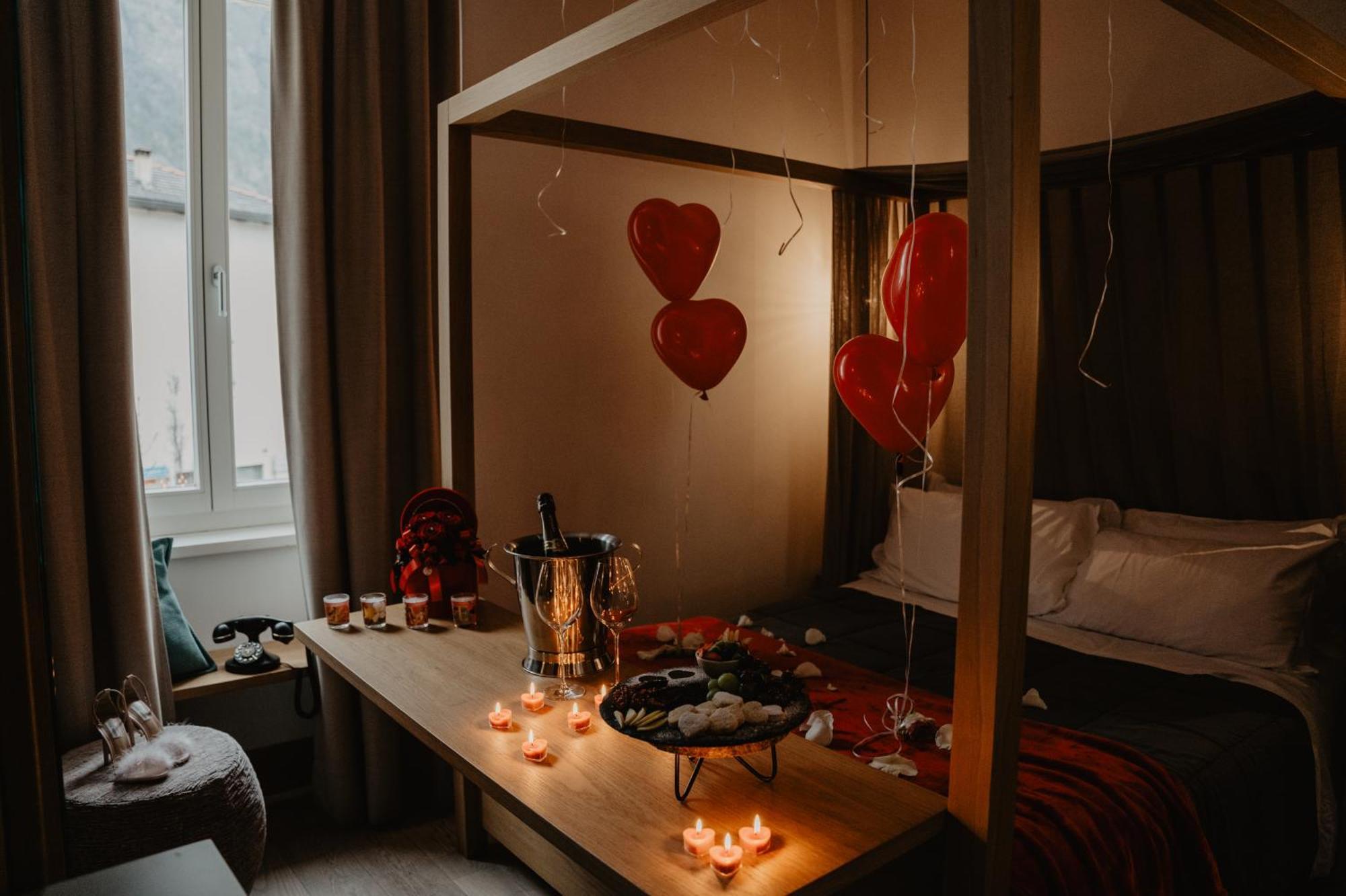 Albergo Caffe Centrale Мецокорона Екстериор снимка